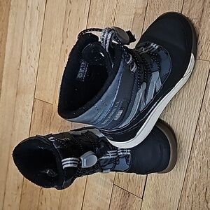 Merrell Snow Crush Waterproof Boots